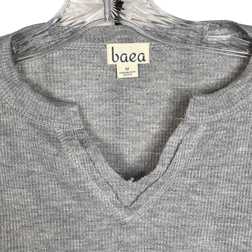 Nordstrom Baea Los Angeles V-Neck Waffle Flare Sleeve Top Gray Knit M - Picture 2 of 6